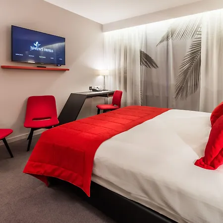 Martin's Red Hotel