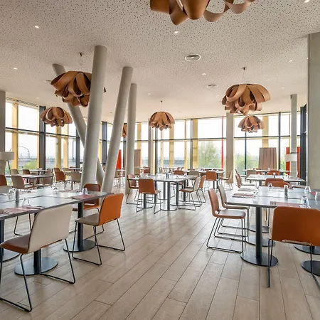 فندق Martin's Red