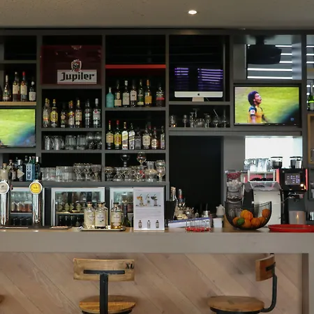 호텔 Martin's Red 4*