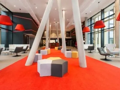 Martin's Red Hotel