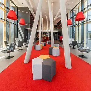 Hotel Martin's Red