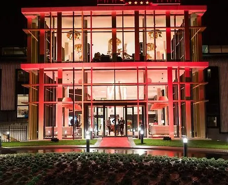 Hotel Martin's Red